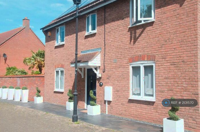 4 Bedroom Detached House To Rent In Hillbeck Grove, Middleton, Milton Keynes, MK10