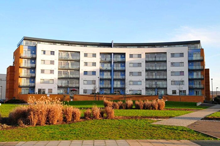 2 Bedroom Apartment To Rent In Tideslea Path, West Thamesmead, SE28