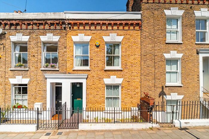 2 Bedroom Terraced House For Sale In Heath Road, Clapham, SW8