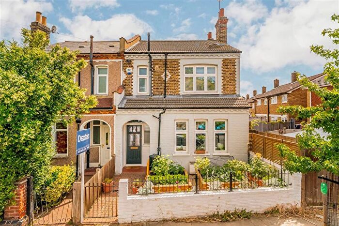 3 Bedroom Semi-Detached House For Sale In Buckthorne Road, Brockley, SE4