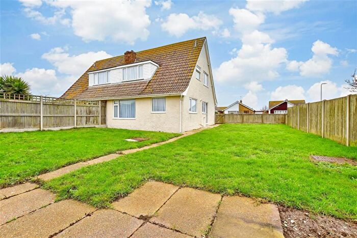 3 Bedroom Semi-Detached House For Sale In Livingstone Close, Dymchurch, Romney Marsh, Kent, TN29