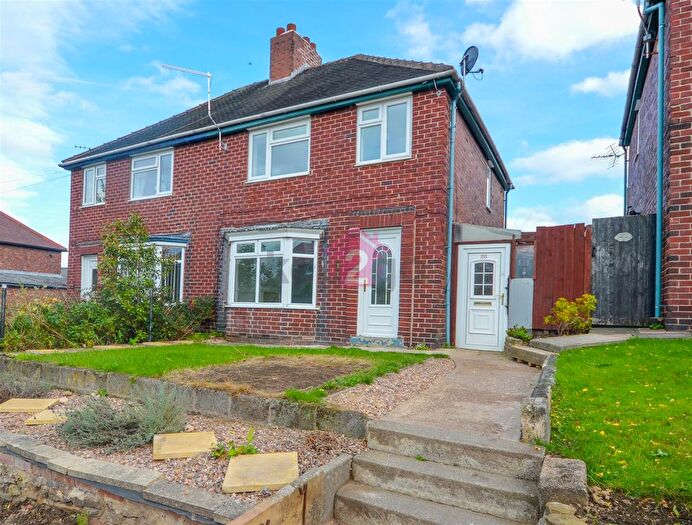 3 Bedroom Semi-Detached House To Rent In Robin Lane, Beighton, S20