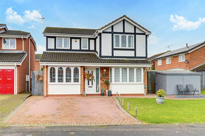 4 Bedroom Detached House For Sale In Hazelwood Drive, Hucknall, Nottinghamshire, NG15