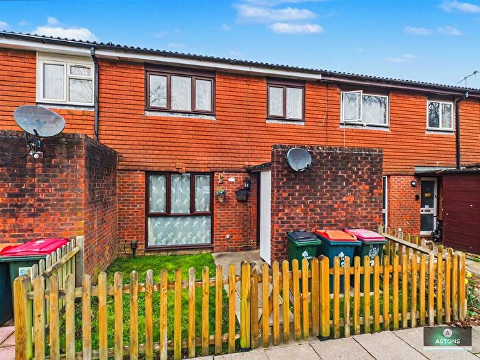 3 Bedroom Terraced House For Sale In Salvington Road, Bewbush, RH11