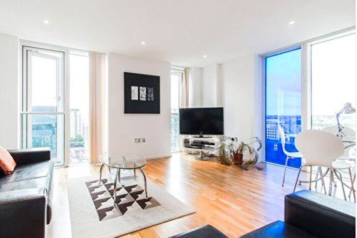 Apartment To Rent In Ability Place, Millharbour, London, E14