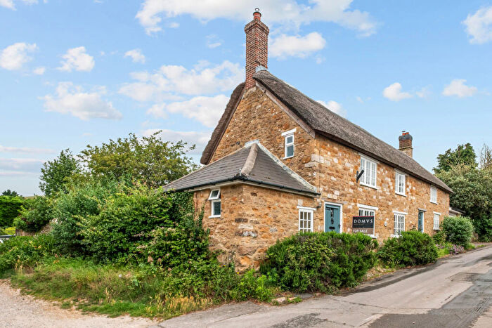 3 Bedroom Detached House For Sale In Abbotsbury, Dorset, DT3