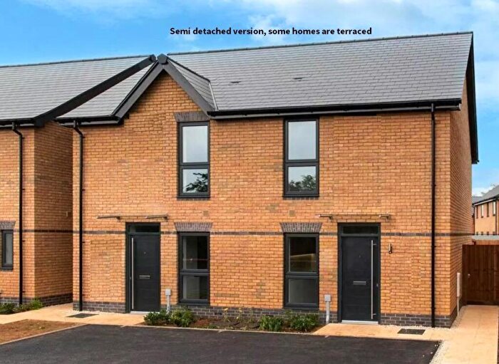 3 Bedroom Terraced House For Sale In Cromwell Lane, Burton Green, Coventry, CV4