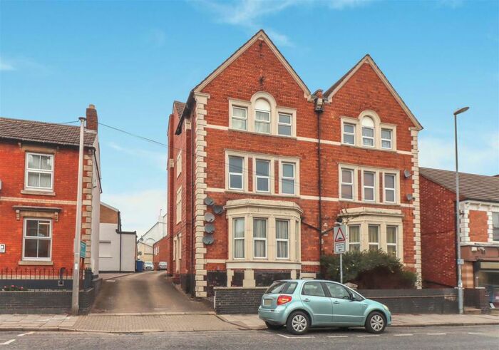 1 Bedroom Apartment To Rent In Greystone House, -Montague Street, Kettering, NN16