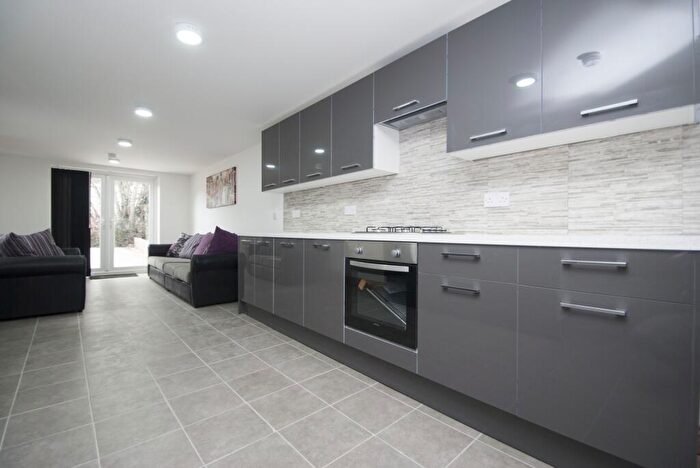 7 Bedroom House To Rent In Harriet Street, Cathays, CF24