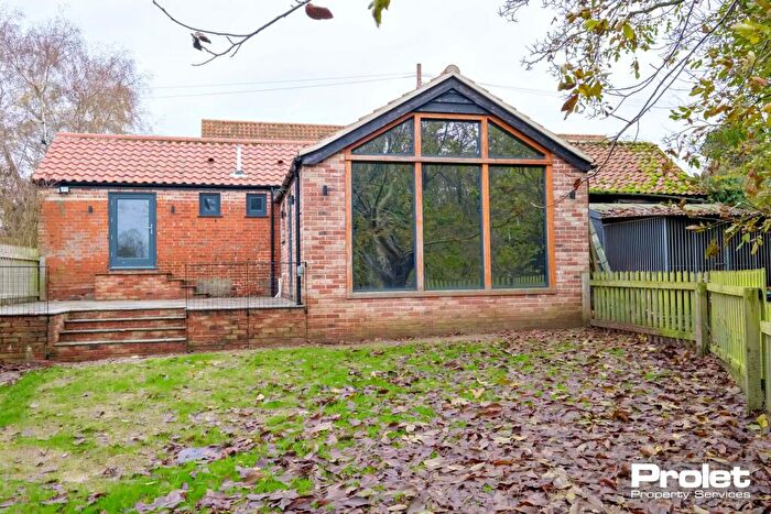 2 Bedroom Barn Conversion To Rent In Little Barn, Low Farm Road, Reedham, NR13