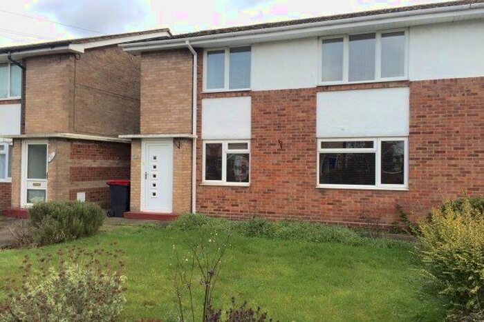 2 Bedroom Maisonette To Rent In Vesey Close, Birmingham, B46