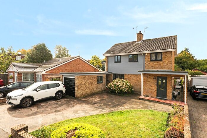 4 Bedroom Detached House For Sale In Ashridge Drive, Bricket Wood, St. Albans, AL2