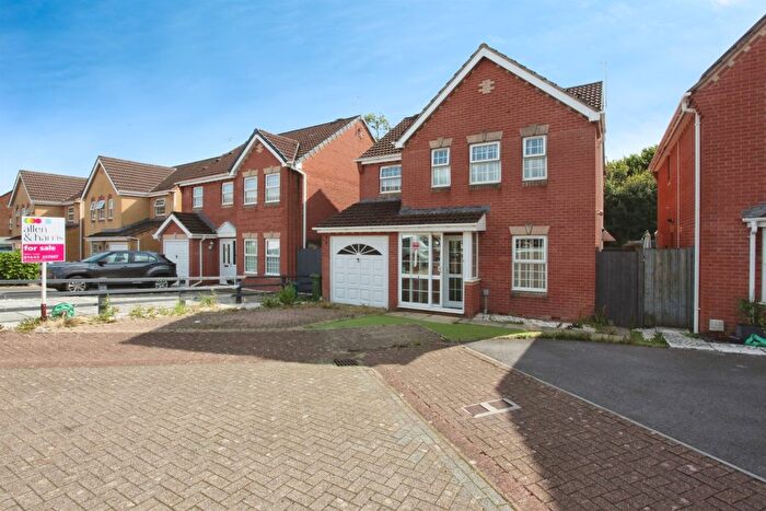 4 Bedroom Detached House For Sale In Rowan Tree Lane, Miskin, Pontyclun, CF72