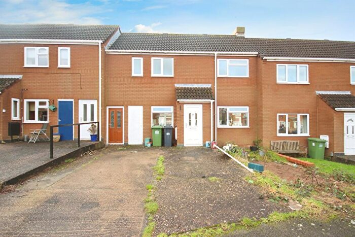 3 Bedroom Terraced House For Sale In Wackrill Drive, Leamington Spa, CV32