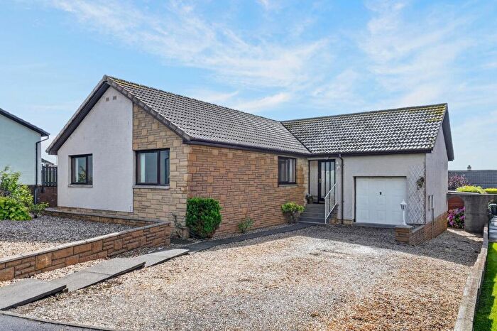 4 Bedroom Detached Bungalow For Sale In Ailsa View, Stewarton, KA3