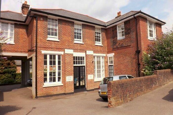 2 Bedroom Flat To Rent In Cambridge Gardens, Tunbridge Wells, TN2