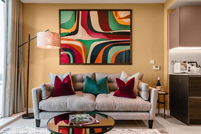 1 Bedroom Apartment To Rent In Boulevard Place, Hove, East Sussex, BN3