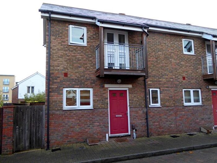 2 Bedroom End Of Terrace House To Rent In Hatton Mews, Ingress Park, DA9