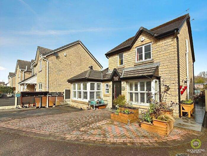 4 Bedroom Detached House For Sale In Mary Towneley Fold, Burnley, BB10