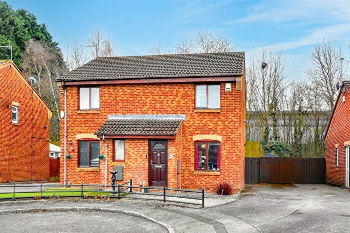 2 Bedroom Semi-Detached House For Sale In Donbas Close, Bulwell, Nottingham, NG6