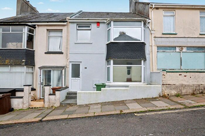 3 Bedroom Terraced House For Sale In West Hill Road, Plymouth, Devon, PL4
