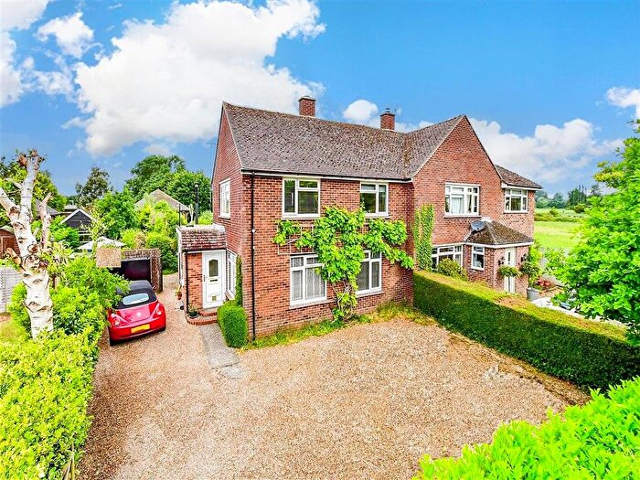 3 Bedroom Semi-detached House For Sale In Appledram Lane South, Chichester, West Sussex, PO20