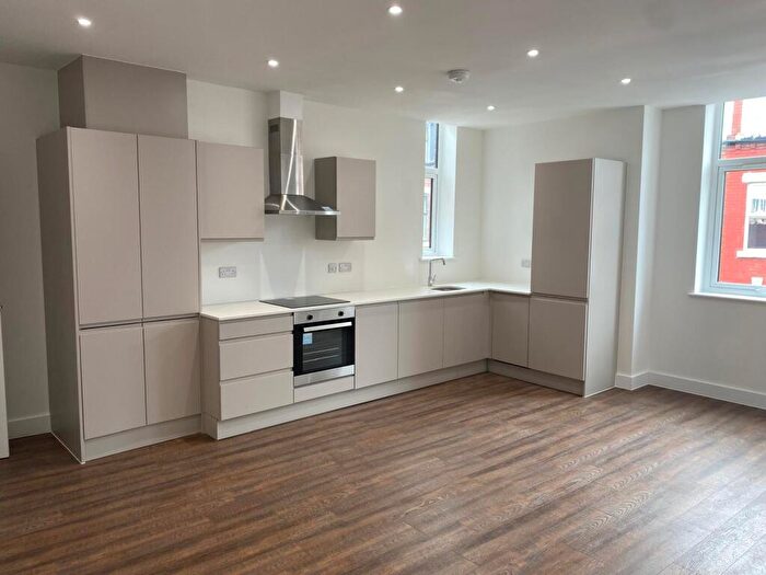 2 Bedroom Apartment To Rent In Barrfield Road, Salford, M6