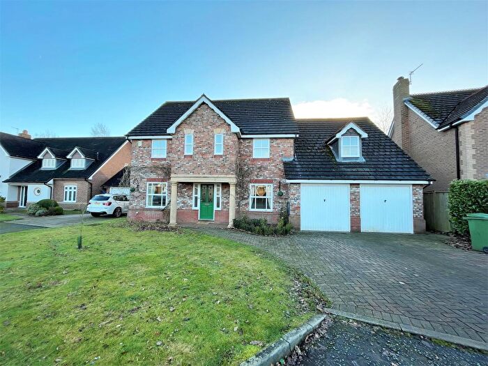 4 Bedroom Property To Rent In Buttermere Drive, Alderley Edge, Cheshire, SK9