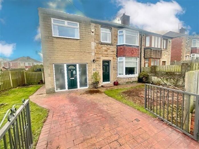 4 Bedroom Semi Detached House For Sale In Hastilar Road South, Sheffield, S13