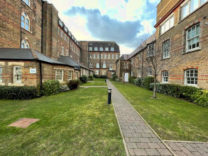 1 Bedroom Flat To Rent In Borough Road, Osterley, Isleworth TW7