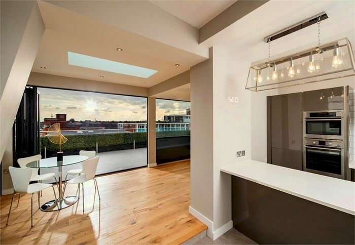 2 Bedroom Flat To Rent In Wentworth Street, Peterborough, PE1