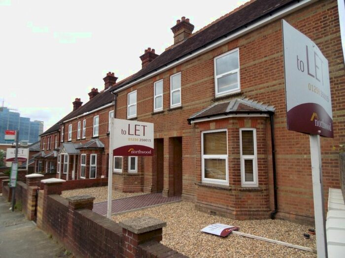 1 Bedroom Flat To Rent In New Road, Basingstoke, RG21