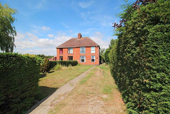 2 Bedroom Semi-Detached House For Sale In Pinchbeck Lane, Croft, Skegness, PE24