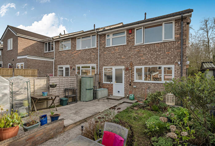 3 Bedroom End Of Terrace House For Sale In Badgeworth, Yate, Bristol, Gloucestershire, BS37
