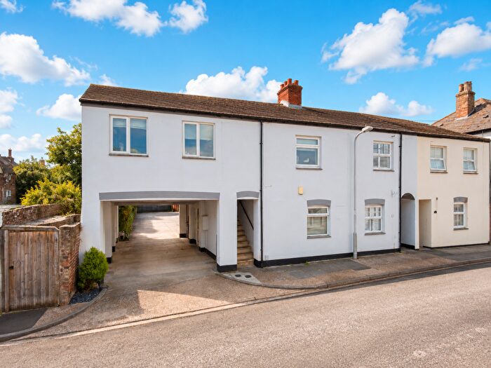 1 Bedroom Maisonette To Rent In Cannon Street, Deal, CT14