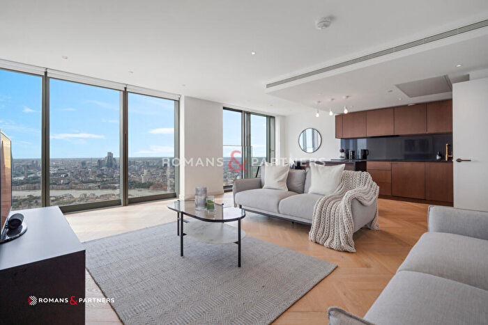 3 Bedroom Apartment To Rent In Landmark Pinnacle, Canary Wharf, E14