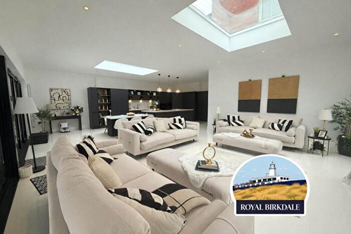 4 Bedroom Detached House To Rent In Westcliffe, Southport, PR8