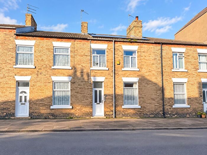 3 Bedroom Terraced House For Sale In Stanhope Street, Saltburn-By-The-Sea, TS12