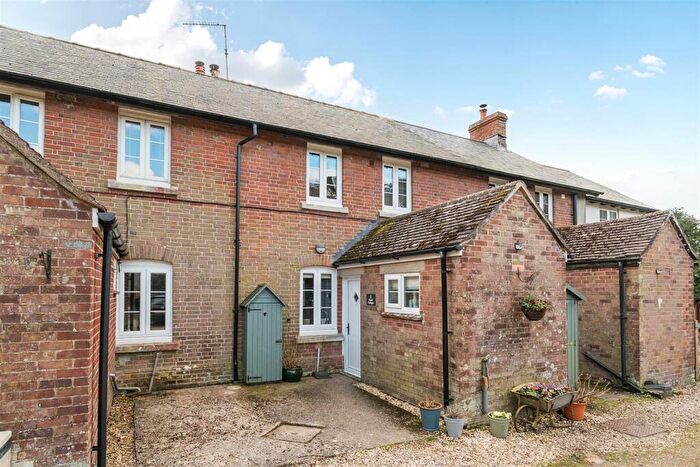 2 Bedroom House For Sale In Bockhampton, Dorchester, DT2