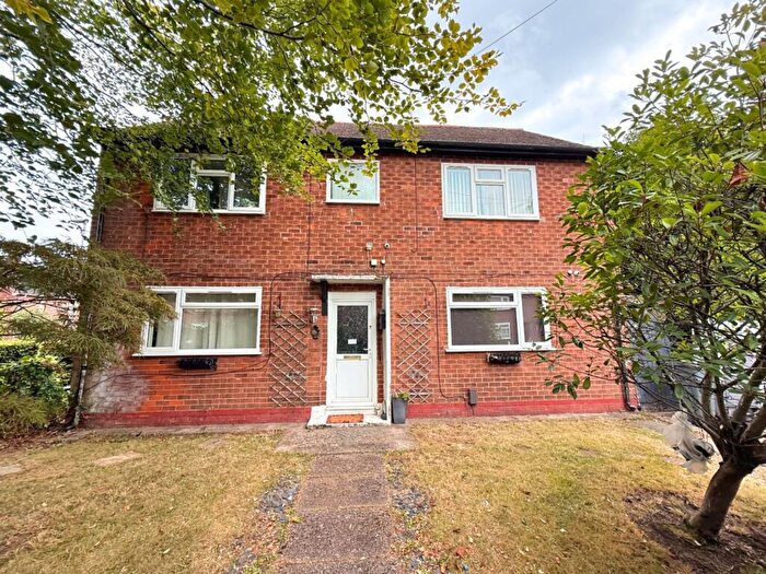 2 Bedroom Flat For Sale In Carrswood Road, Manchester, M23