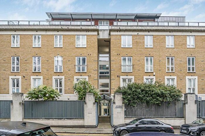 1 Bedroom Flat To Rent In Seward Street, Clerkenwell, EC1V