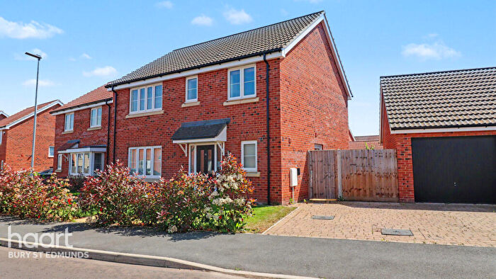4 Bedroom Detached House For Sale In Granger Close, Walsham Le Willows, Bury St Edmunds, IP31