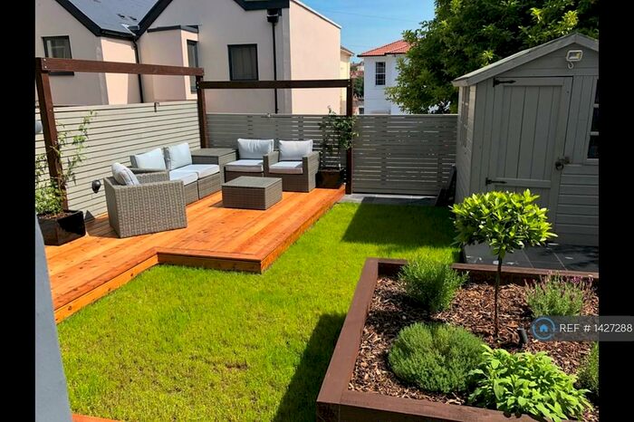 2 Bedroom Flat To Rent In Springfield Road, Bristol, BS6