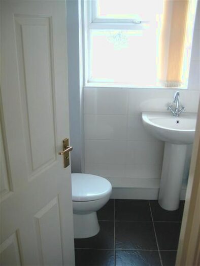 1 Bedroom Flat To Rent In Montonmill Gardens, Eccles, Manchester, M30