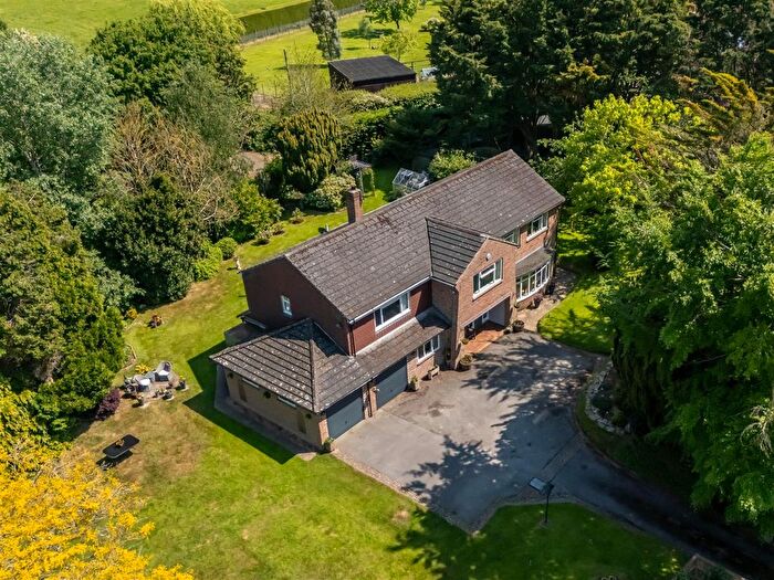 5 Bedroom Detached House For Sale In Church Lane, Barnham, PO22