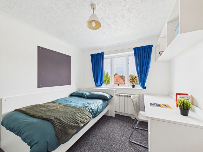 1 Bedroom Flat To Rent In Benson House, Canterbury, CT1