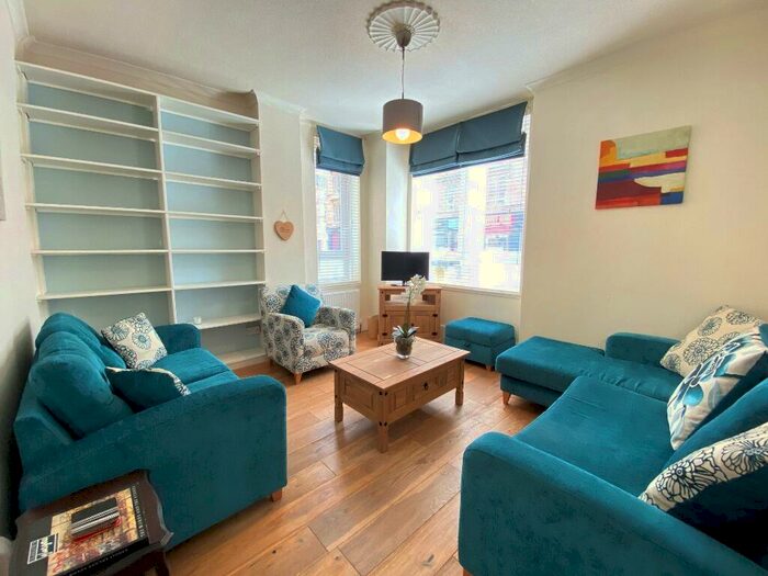 2 Bedroom Flat To Rent In Hastie Street, West End, Glasgow, G3
