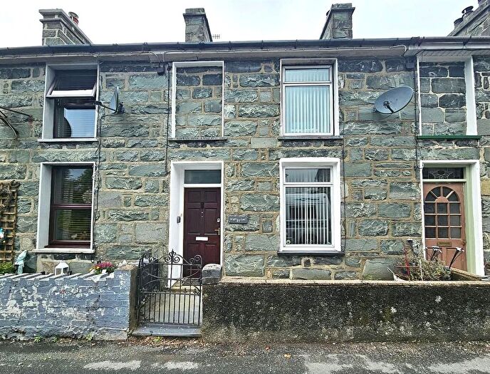 2 Bedroom Terraced House For Sale In Pen Y Garreg, Trawsfynydd, LL41