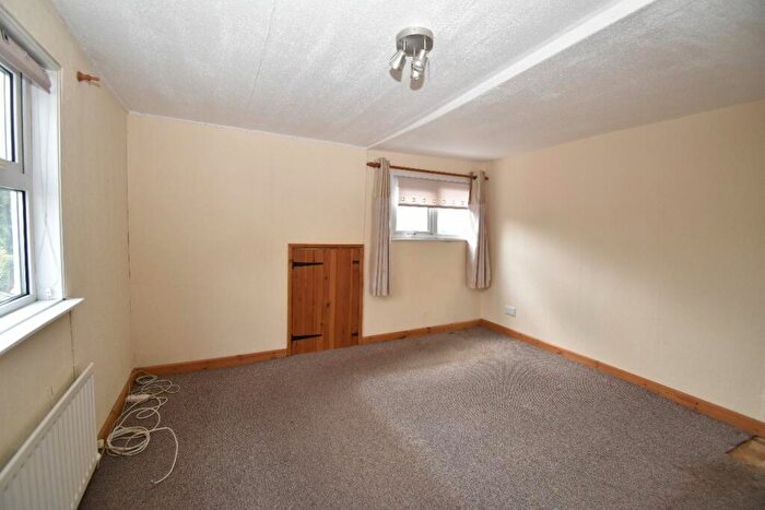 6 Bedroom Terraced House For Sale In Market Street, Hatherleigh, Okehampton, EX20