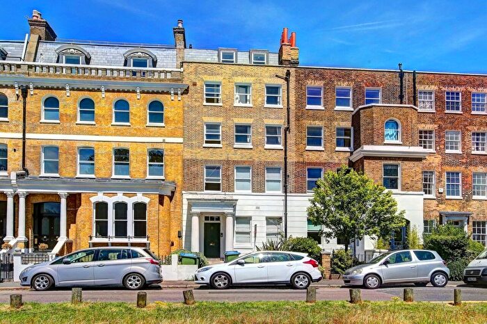 Studio To Rent In West Grove, Greenwich, London, SE10